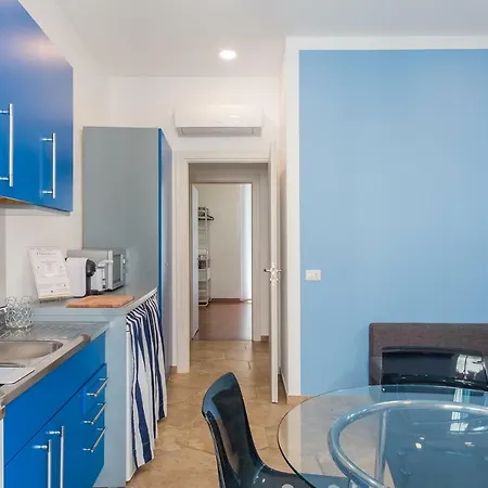 Bed & Breakfast Monserrato 4*